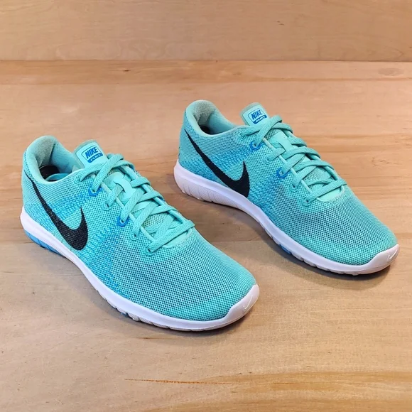 Nike Women's Flex Furry 7 Green Athletic Shoes - Picture 2 of 10